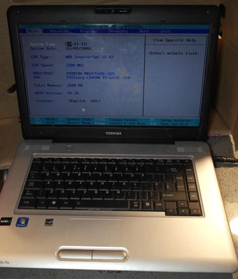 Toshiba Staellite Pro L450D-12X AMD Sempron 2GB ram 640 GB HDD 15.6" LCD working - Image 1 of 4
