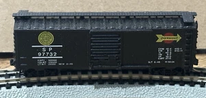 N Scale Model Power 3701 Box Car Southern Pacific Overnight, see pic - Picture 1 of 5