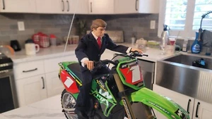 losi promoto mx CUSTOM "Freestyle Trump" Wheelie Trump right out of the box! - Picture 1 of 24