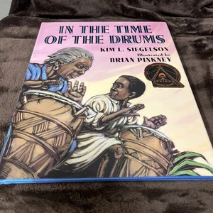 In the Time of the Drums by Kim L. Siegelson (1999, Hardcover) - Bild 1 von 3