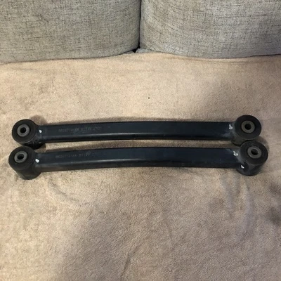 2018-2022 Jeep Wrangler JL Rear Lower Control Arms Set Of 2 68247741AA OEM - Image 1 of 4