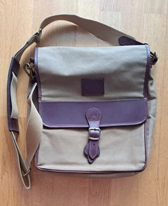 British Bag Company Waxed Canvas Messenger Bag - Khaki/Brown - Bild 1 von 5