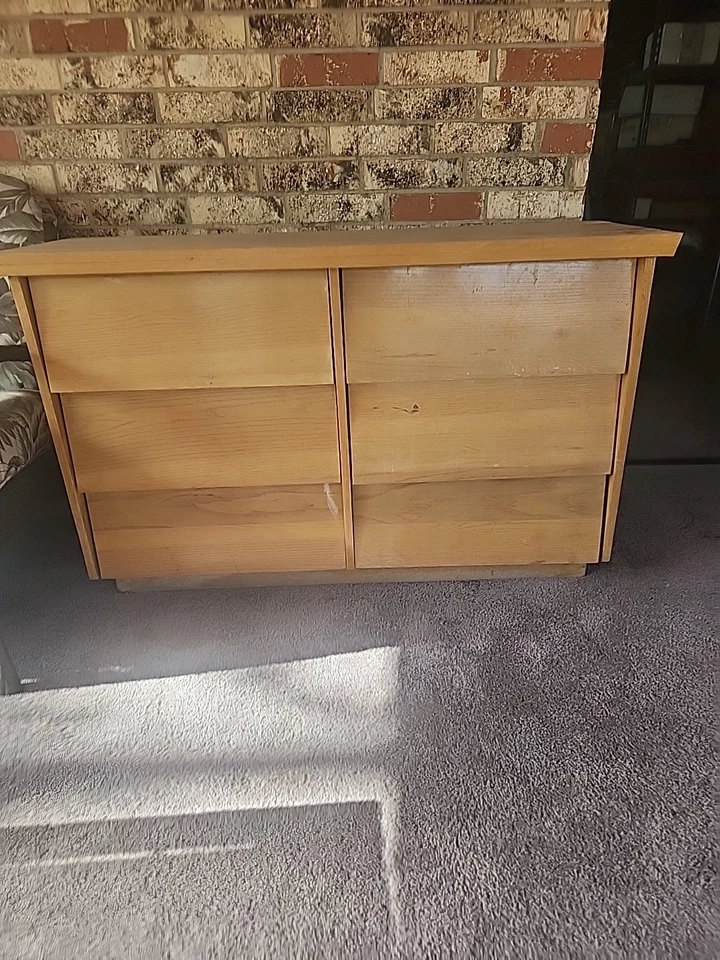 Solid Wood Dresser - Изображение 1 из 1