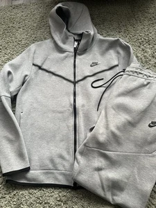 Nike Tech Fleece Trainingsanzug Herren L Large in grau Full Zip Hoodie + Jogginghose sehr guter Zustand - Bild 1 von 5
