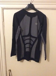 Mens Compression Top Gym Wear Under Base Layer - Picture 1 of 2
