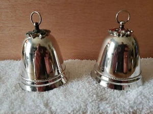 Pair of 1973 Wallace Bell Ornament Silver Plate Mistletoe Top Great Condition - Picture 1 of 10