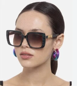 Camilla Sunglasses Happy in the Hamptons Black Tesoro Print New In Box - Picture 1 of 4