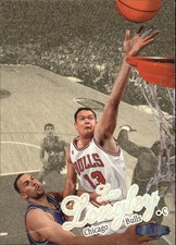 1997-98 Ultra Gold Medallion Chicago Bulls Basketball Card #32 Luc Longley