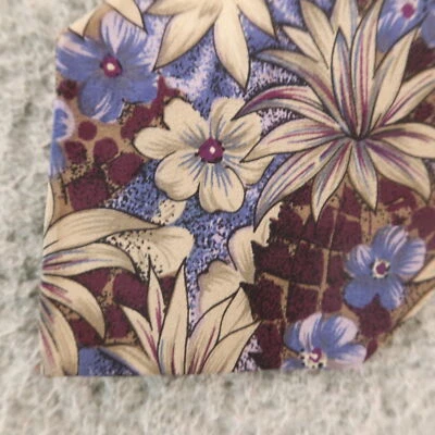 Corbata Geoffrey Beene púrpura floral 100 % seda hecha a mano 3,75" Foto 1 de 4
