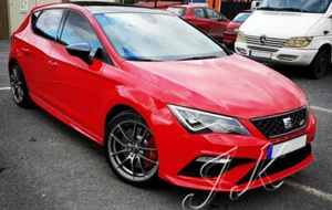 Spoiler labbra anteriori aggiuntivo per Seat Leon MK3 (2016 - 2020) - Foto 1 di 3