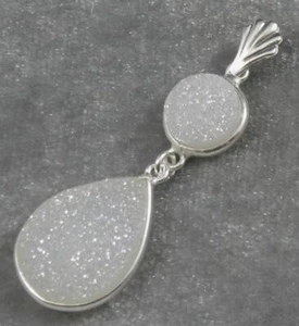 Druzy Achatquarz Regenbogen elektrobeschichteter Kristall Anhänger 0,925 Sterlingsilber - Bild 1 von 4