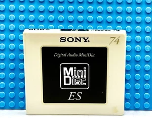 MD        SONY  ES  74 BLANK MINI DISC  (1 )  (SEALED) - Picture 1 of 3