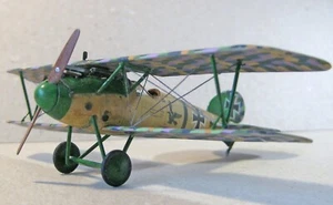 aereo modello  Albatros D. V  assemblato con Kit Eduard scala 1:72 - Foto 1 di 13
