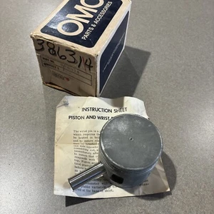 JOHNSON EVINRUDE PISTON AND PIN .020 OS 0386314 NOS OBSOLETE - Bild 1 von 4
