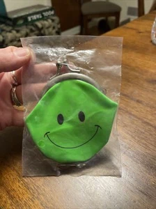 Vintage Girls Smiley Face Green Coin Purse Factory Sealed - Picture 1 of 24