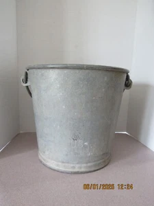 Vintage verzinkter Eimer - USA, hält Wasser. Schwerlast wiegt über 7 Pfund. - Bild 1 von 11