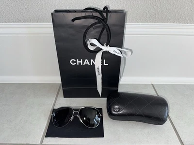 VTG AUTH CHANEL Pilot Classic Aviator Sunglasses Silver W/Gray Lens DISCONTINUED - Image 1 of 4