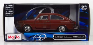 Maisto Special Edition 1967 Volkswagen 1600 Fastback T3 VW Burgundy Car 1:24 - Picture 1 of 6