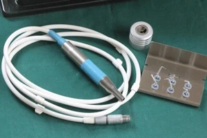 Acteon Satelec Piezotome Ultrasonic Surgery Handstück mit Kabel & Spitze, Box - Bild 1 von 1