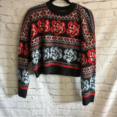 Suéter Urban Outfitters tamanho pequeno floral boho ilha justa vermelho azul preto - Imagem 1 de 4