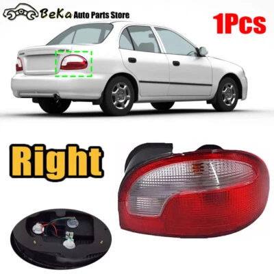 Luz trasera derecha con bombilla 1 pieza para Hyundai Accent 4D 1998-1999 Foto 1 de 4