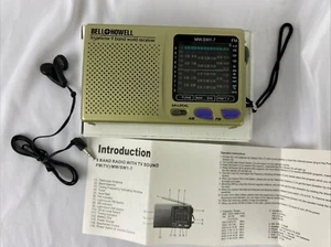 Bell Howell 9 Band World Receiver Radio MW.SW 1-7 Portable AM/FM/TV/MW/SW Tested - Picture 1 of 9