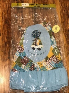 Vintage Holly Hobbie Christmas Tree Skirt 39” American Greetings Fire Retardant - Picture 1 of 21