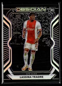 2020-21 OBSIDIAN PURPLE /75 ROOKIE LASSINA TRAORE AFC AJAX - Foto 1 di 1
