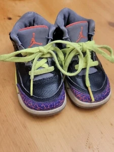 Girls Nike Air Jordan III 3 Black Atomic Red Cement Violet Retro TD 2013 sz 6C - Picture 1 of 7