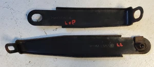 98-02 Camaro Z28 SS V6 Upper & Lower Headlight DRIVER SIDE Brace Brackets OEM - Foto 1 di 9
