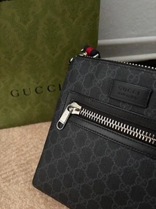 Gucci GG Supreme Monogram Kuriertasche Schwarz/Grau Original - Zustand Sehr Gut - Bild 1 von 3