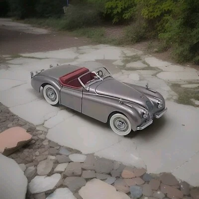 Danbury Mint Jaguar XK 120 1949 1/24 Scale Diecast - Image 1 of 4