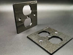 1x AC Power Receptacles Wall Outlet Cover Plate 8.5-8.5cm Carbon Fiber Polished - Picture 1 of 1