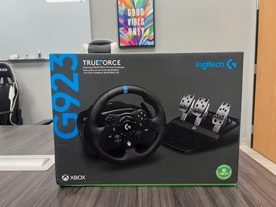 Logitech G923 Racing Wheel para Xbox Series X/S/One/PC Trueforce - Imagem 1 de 4