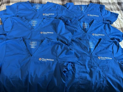 Lote de 6 Prendas para el torso Médico Penn Medicine Pharmacy Azul Cherokee para Mujer Talla Mediana Foto 1 de 4