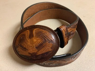 SILVER CREEK HOMBRE AMERICAN EAGLE HEBILLA BANDERA CUERO TRABAJADO CINTURÓN WESTERN 50606 Foto 1 de 4