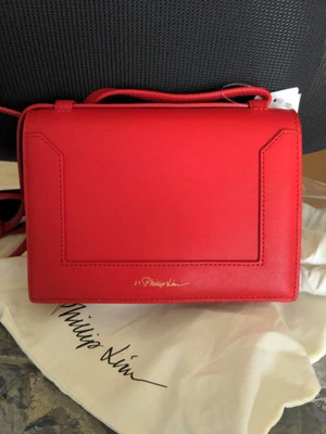 Mini Bolso Bandolera 3.1 Phillip Lim Bucket Soleil Color Rojo NIT $690 Foto 1 de 4