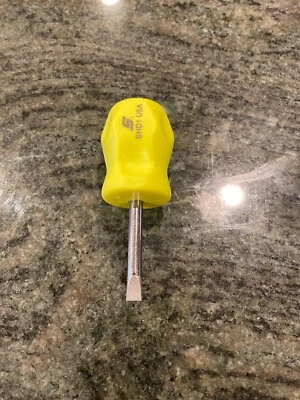 Snap on  shd1 stubby hard handle flat screwdriver hi-viz yellow - Image 1 of 4