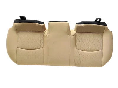 Cojín de banco inferior para asiento trasero Toyota RAV4 2019-2024 con cubierta beige OEM Foto 1 de 4