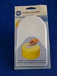 WILTON Fondant Smoother Cake Decorating New in Package - Picture 1 of 2