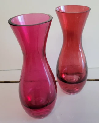 2 RASPBERRY PINK LSA VASES THICK BUBBLED BOTTOMS 9 INCHES DIAMETER 2.5 INCHES - Image 1 of 4