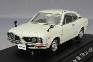 EBBRO 43414 HONDA 1300 COUPE WHITE Model Car Nib New 1/43 - Picture 1 of 6