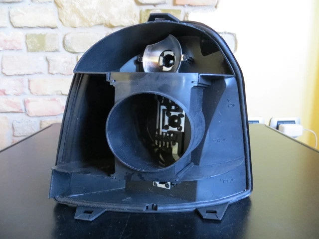 7701203868 Fanale Post destro Feu arriere droit Right rear light Renault Twingo Foto 1 de 1