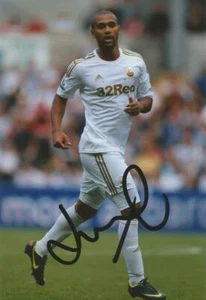 SWANSEA: LUKE MOORE SIGNED 6x4 ACTION PHOTO + COA - Bild 1 von 1