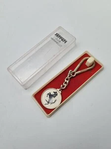 ¿Llavero porcelana titanio raro? Ferrari Club Maranello 80s 308 Dino 328 512 TR - Imagen 1 de 12