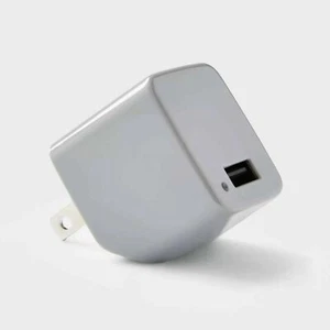heyday™ USB Wall Charger - White or Gray NIB - Picture 1 of 3