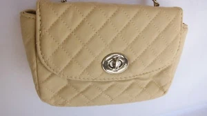 SilverHooks Creme Beige Gesteppt Kunstleder Crossbody Clutch Handtasche Geldbeutel - Bild 1 von 10