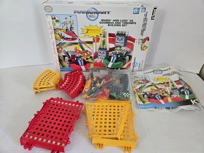 K'Nex Mario Kart Mario & Luigi v Goombas & Thwomps строительный набор ЧИТАЙТЕ БЕСПЛАТНАЯ ДОСТАВКА - Изображение 1 из 4