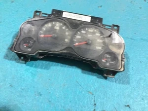 Silverado Sierra 09 6,0 L Gas USADO OEM Velocímetro Cluster MPH ID 20774801 - Imagen 1 de 4