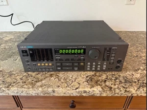 Grabadora de disco duro Akai DR4d - sin probar/piezas/reparación - Imagen 1 de 7